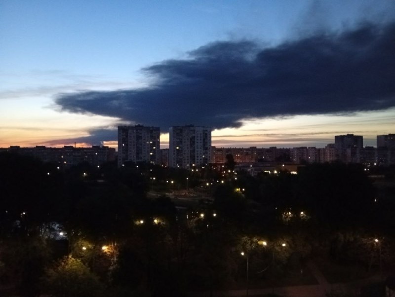 Панорамы утреннего Киева после ночных прилётов