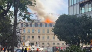 Пожар у вокзала Аустерлиц в Париже