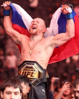 Петр Ян защитил чемпионский титул UFC, победив Мераба Двалишвили