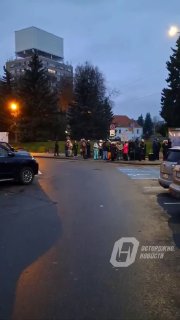 Россияне стоят в многочасовых очередях на границе с Эстонией из-за усиления контроля