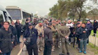 В Алёшки прибывает гуманитарная колонна с международными журналистами и правозащитниками