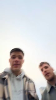 Друзья в Мытищах разместили анкету парня на рекламном баннере