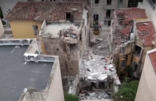 В Афинах задержаны подозреваемые в краже газовых труб, приведшей к взрыву и гибели шести человек