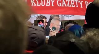 Польский политик Гжегож Браун призвал силовиков Польши соблюдать присягу на фоне политического кризиса