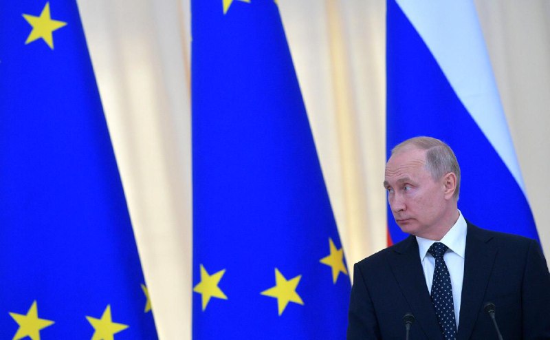 Еврокомиссия заявила, что санкции ЕС не препятствуют поездке Путина в Венгрию.