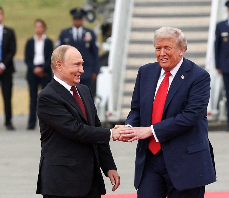 Трамп призвал Россию и Украину объявить о победе и прекратить боевые действия.