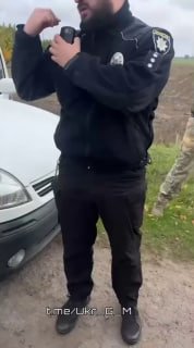 В Кременчуге ТЦК задержал велосипедиста, пока Зеленский находился в США.