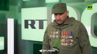 Командир бригады «Невский» назвал военных корреспондентов RT настоящими героями.