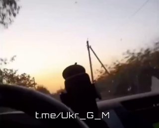 Российский FPV-дрон поразил украинскую бронетехнику на Северском направлении.
