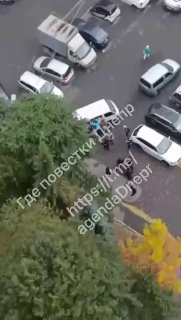 Жители Днепропетровска напали на бусик ТЦК.