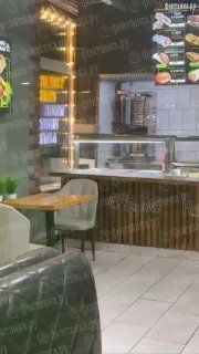 Крысиный критик оценил качество продуктов в кафе на Полевой Сабировской.