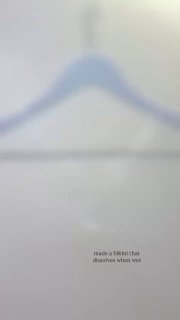 Британский производитель выпустил нижнее белье, которое растворяется при намокании