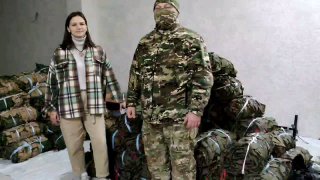 Волонтеры передали сети для маскировки подразделениям в Ялте