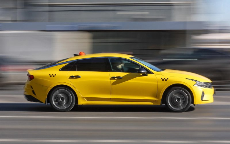 Законопроект об упрощении получения разрешений для самозанятых таксистов принят в первом чтении