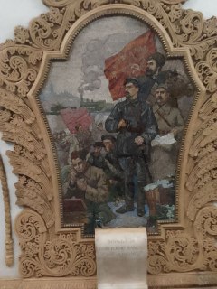 Канал "Отряд Ковпака" о мозаиках в метро и будущем Украины