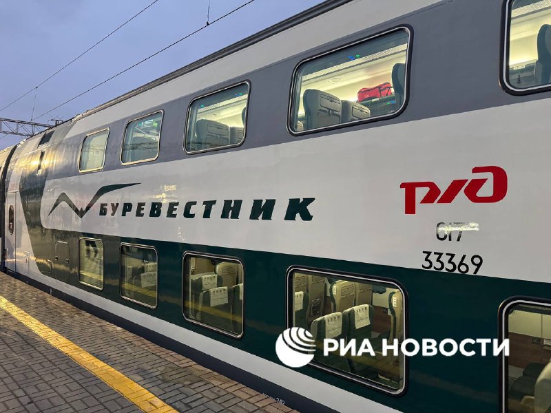 РЖД запустили новый двухэтажный поезд "Буревестник"