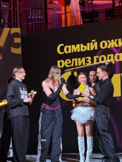 Маша Миногарова и Александр Горчилин обсудили свадьбу и наградили Вана Дмитриенко и Анну Пересильд