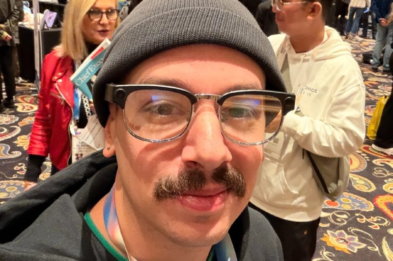 Умные очки для понимания питомцев представлены на CES 2026