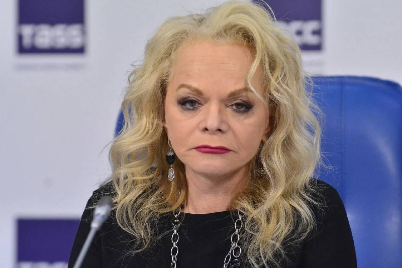 Лариса Долина покинула квартиру-памятник