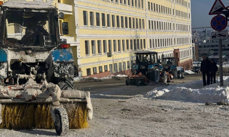Во Владивостоке объявили свободное посещение школ из-за снегопадов