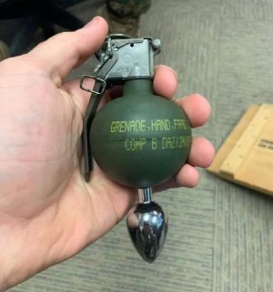 Пентагон заблокировал доставку анальных пробок военным США