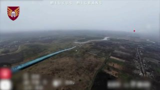 Украинские дроны перехватывают российские с помощью "удочки"