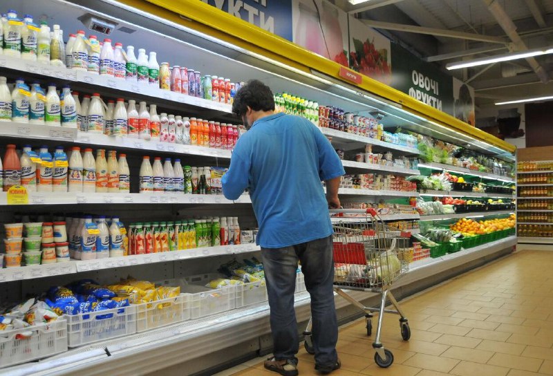 В Киеве закрываются супермаркеты из-за отключений электричества